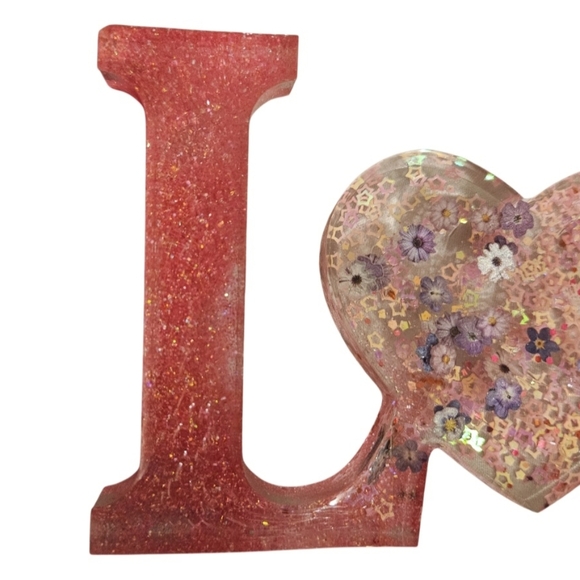 Handmade Resin Pink Glitter LOVE Sign glitter pink Fluid Art Valentine's Day - Picture 3 of 16